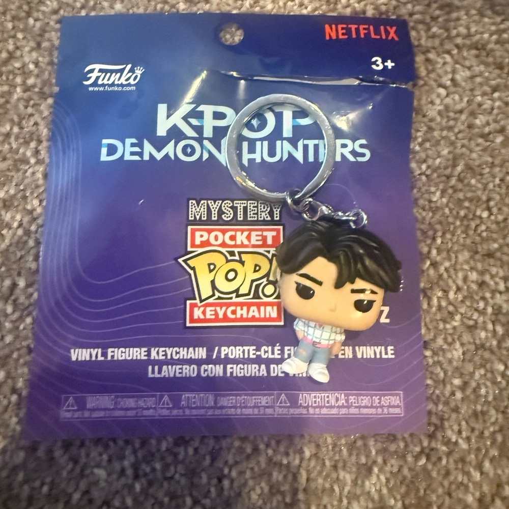 Funko Pocket POP! K-POP Demon Hunters Keychain - Purple/Blue